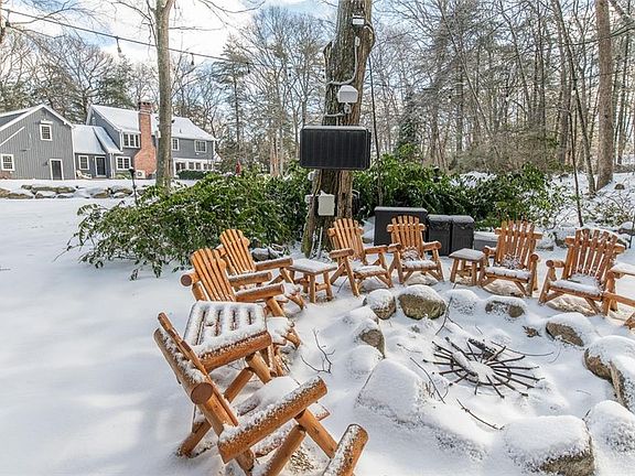 5th image of 115 Woodbridge Dr