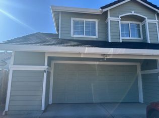9507 Lazy Creek Dr, Windsor, CA 95492