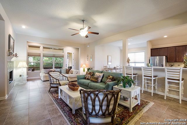 1st image of 10410 Palmera Dr