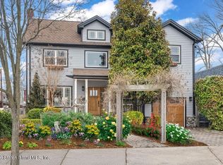 121 Windermere Rd, Staten Island, NY