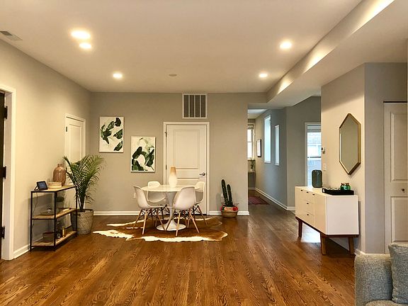 2nd image of 650 W Arlington Pl #51-1