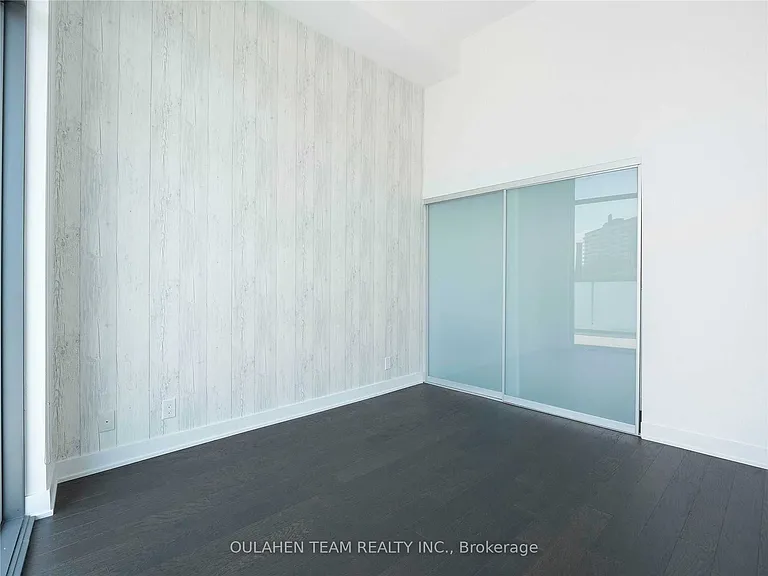 1815 Yonge St #603 — Photo 8