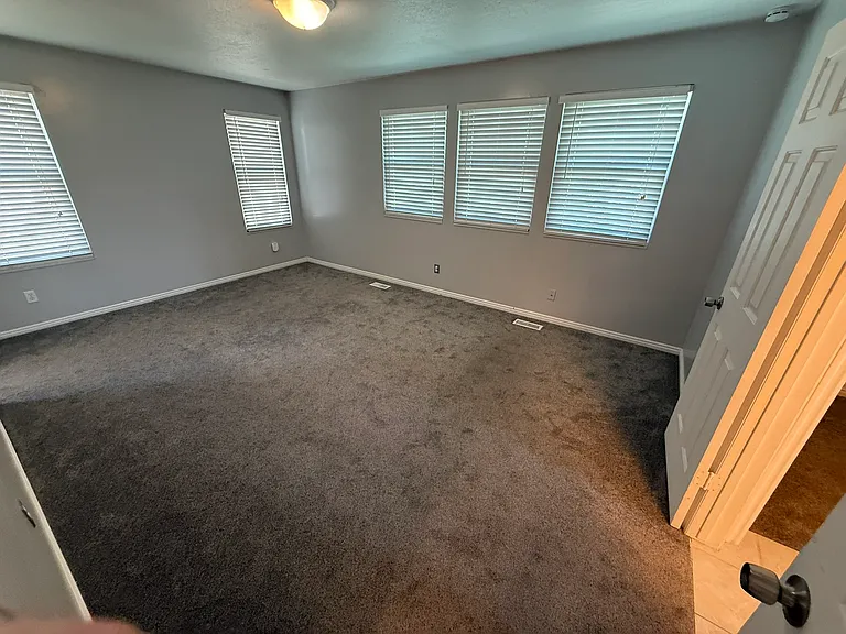 1242 E Freshman Cir — Photo 14