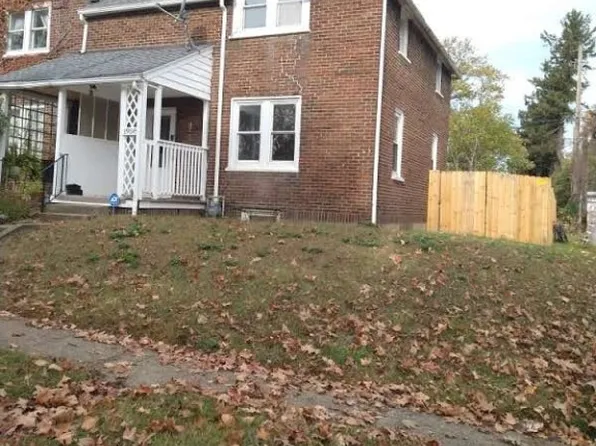 1958 E 7th St, Erie, PA 16511