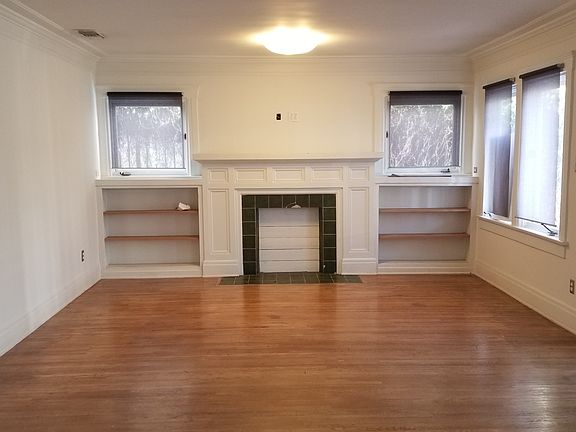 2nd image of 1411 N Stanley Ave