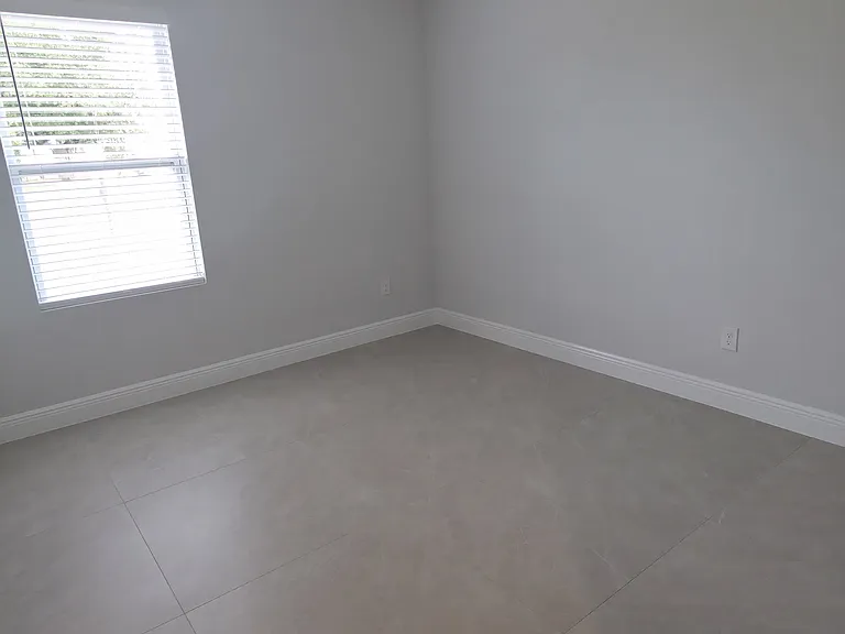 6712 SW 64th Ct — Photo 10