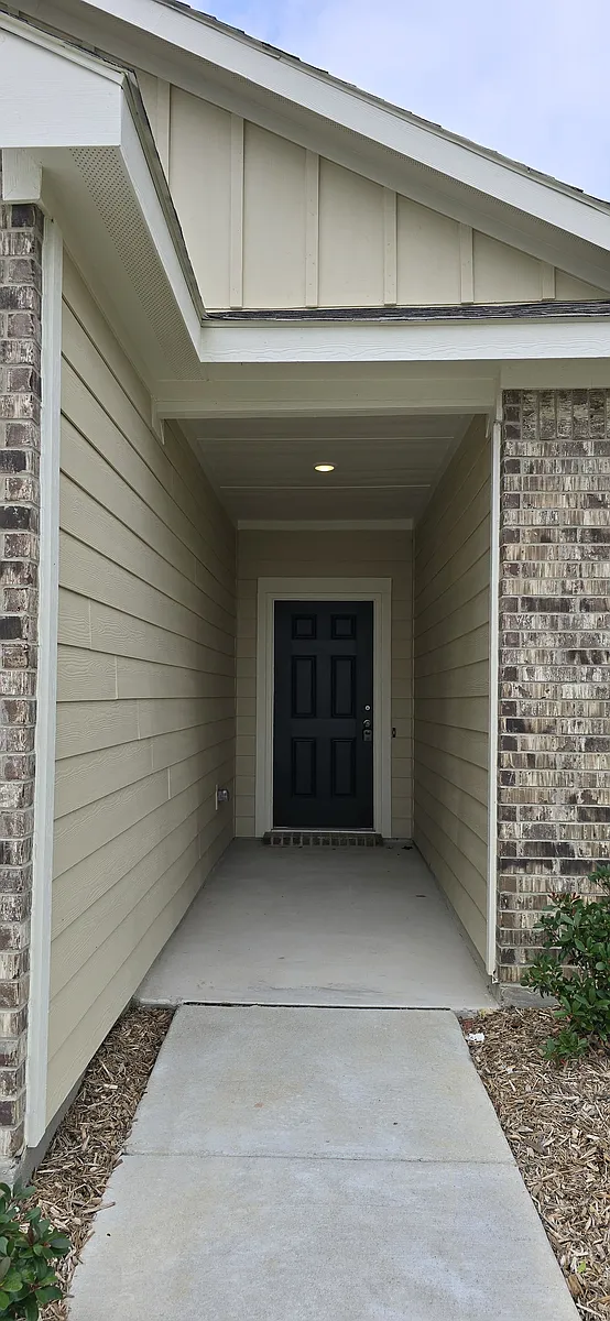 Building Photo - 12737 Big Ranch Rd
