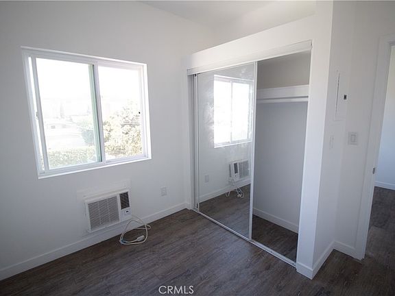 3rd image of 1112 Elden Ave APT 29