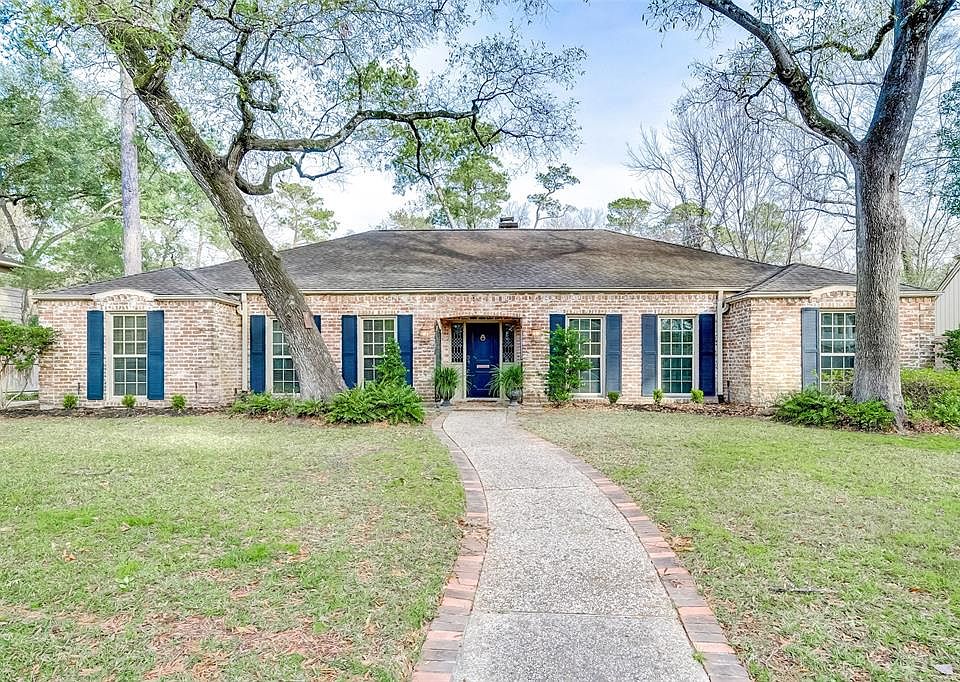 Welcome home to 13418 Perthshire!