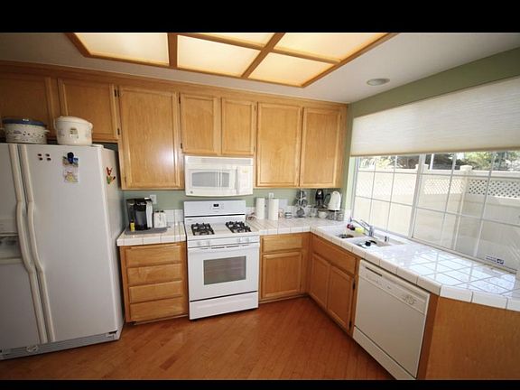 4th image of 2108 Sand Dollar Dr
