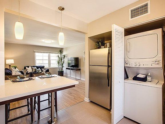 Washer Dryer in-unit