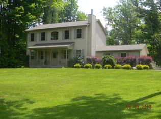 10859 Cross Station Rd, Girard, PA 16417