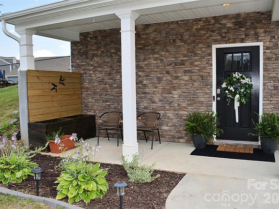 3rd image of 183 Marathon Ln