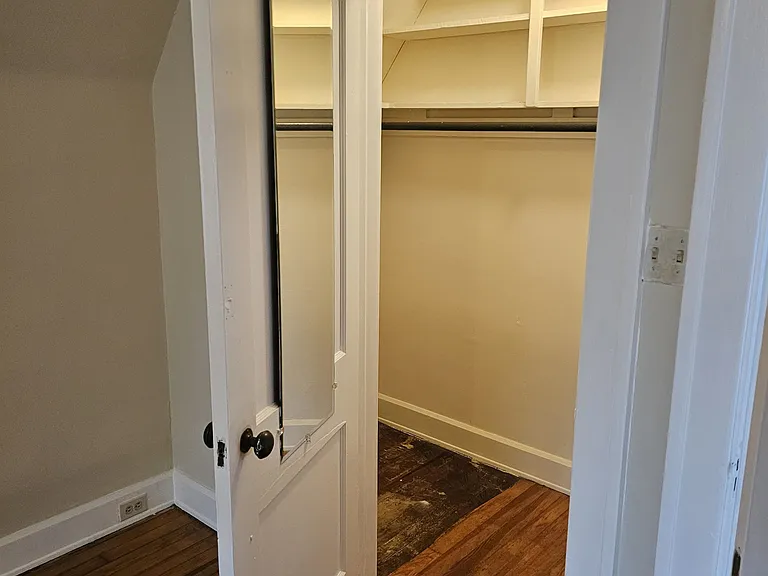 2863 E Derbyshire Rd #3 — Photo 14