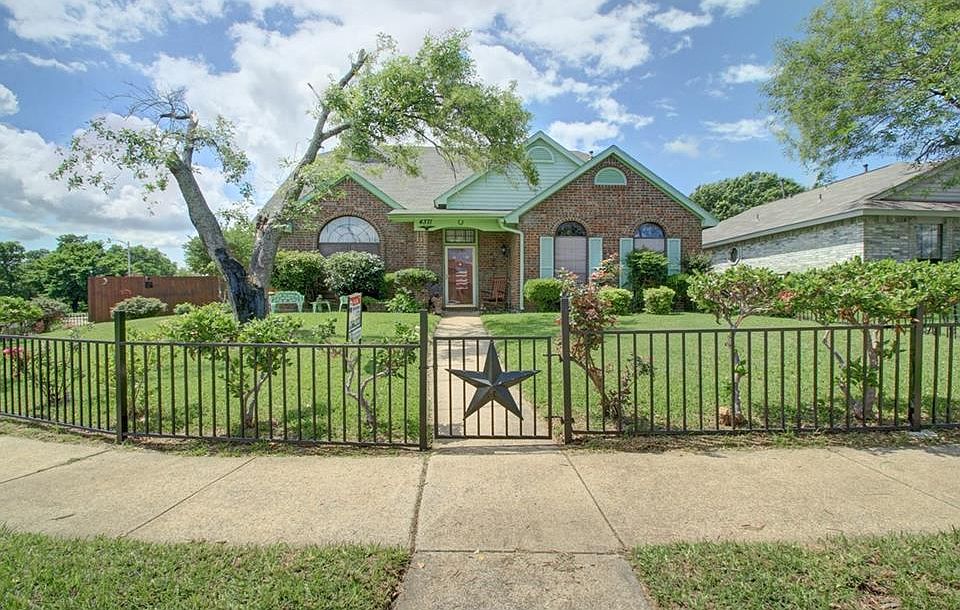1st image of 4371 Largo Dr