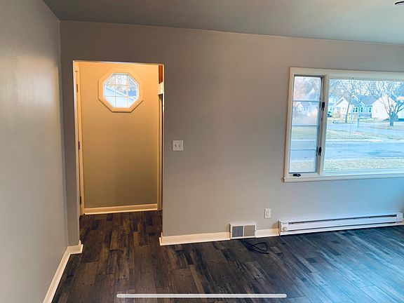 5th image of 406 Dudrey Ct