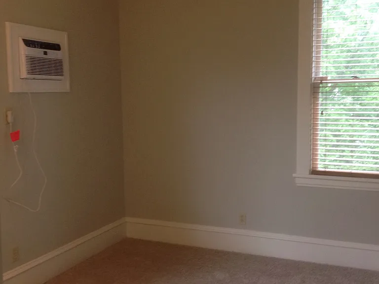 1309 Adams St NE — Photo 9