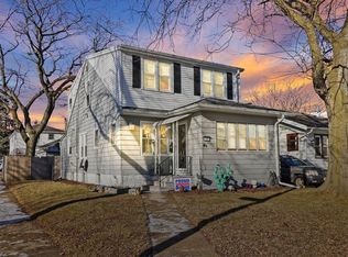 2501 N 55th St, Milwaukee, WI