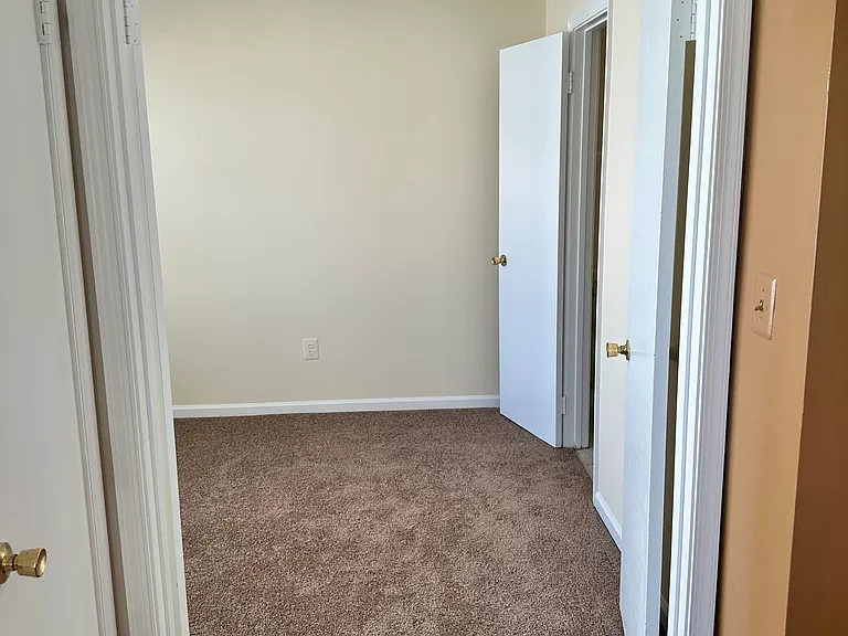 14046 Vista Dr — Photo 8