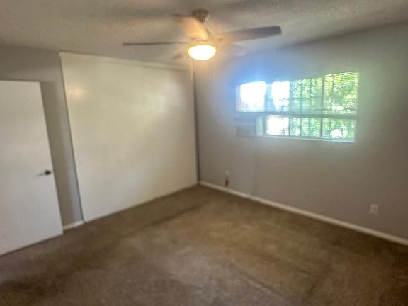 4th image of 24956 Court St