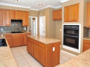 94 E Sterling Pond Cir, Spring, TX 77382