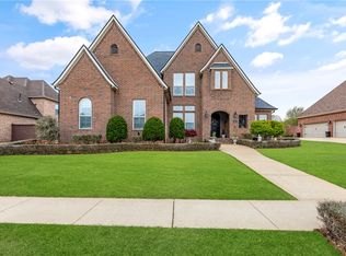 2306 The Peaks Blvd, Rogers, AR 72758