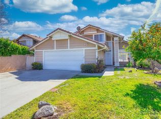 11406 Sunburst St, Sylmar, CA 91342