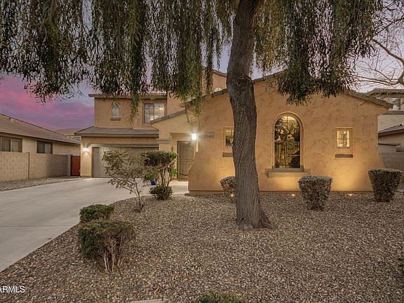 4th image of 1481 E LAUREL Drive