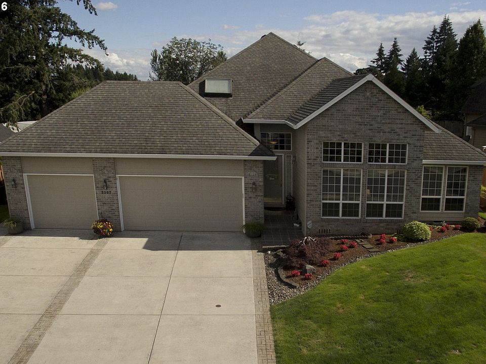 1st image of 3207 NE 141st St