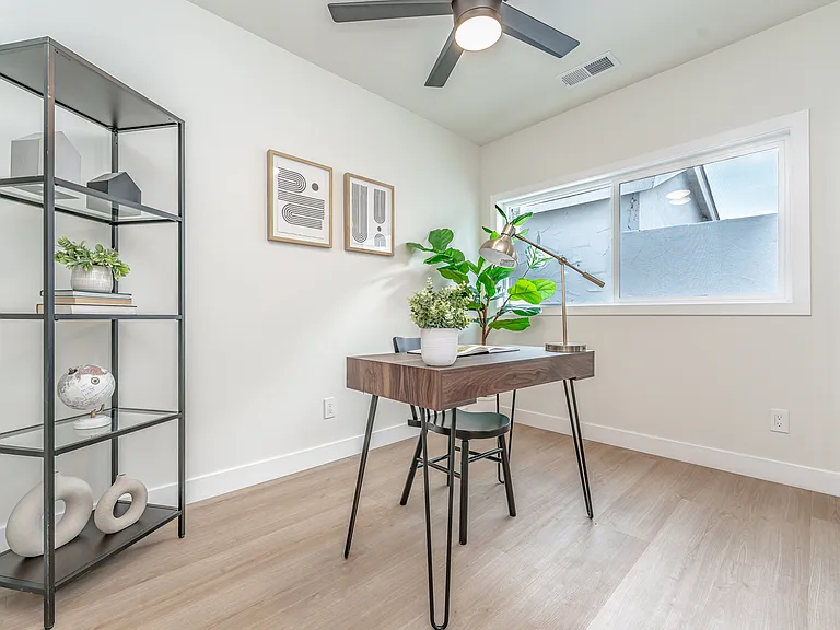 8629 Guthrie Ave — Photo 16