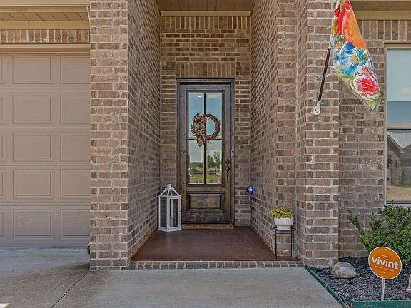 4th image of 118 Hidden Creek Dr