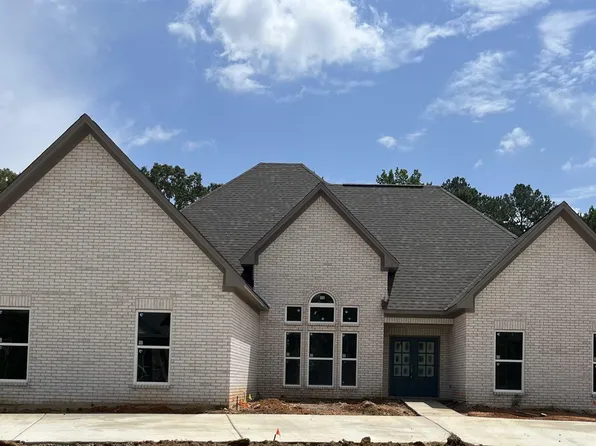 445 Taylors Way, Moody, AL 35004