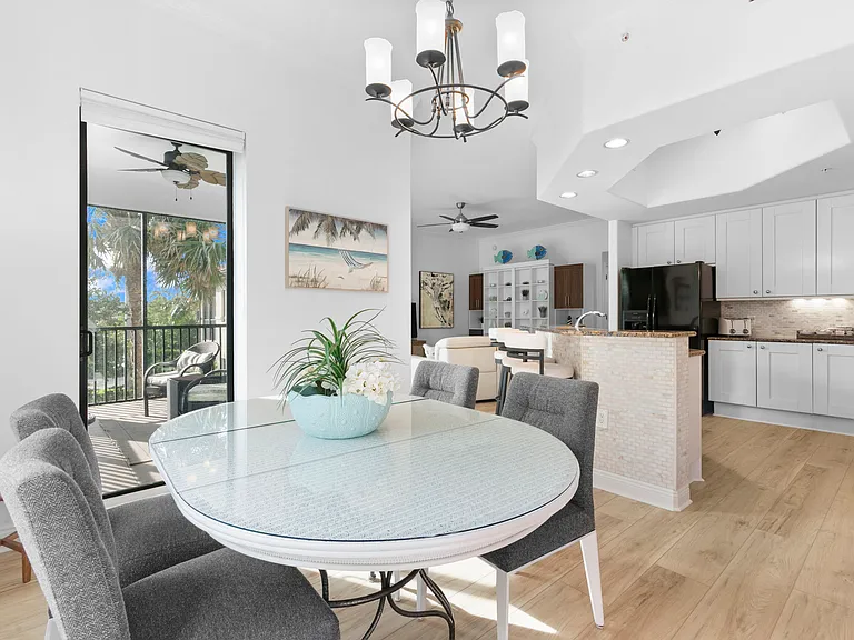 1055 Sandpiper St #H-202 — Photo 10