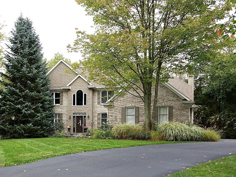 1st image of 2044 Cascade Farms Dr SE