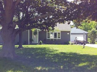20 Short Dr, Orchard Park, NY 14127