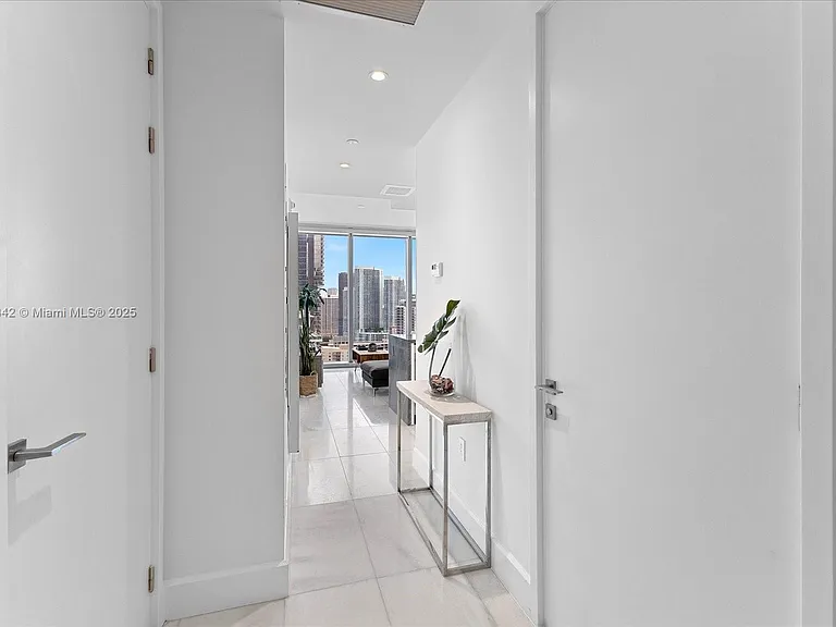 700 NE 26th Ter #2605 — Photo 18