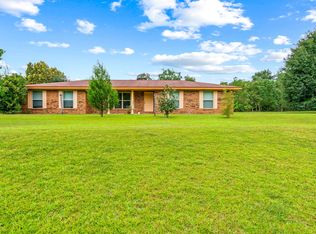 26 A W Swan Rd, Purvis, MS 39475