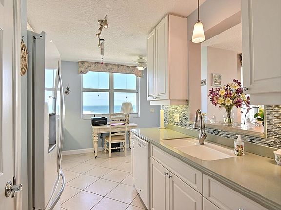 4th image of 5049 N Highway A1a APT 1504