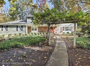 24 Rimwood Dr, Lincroft, NJ 07738