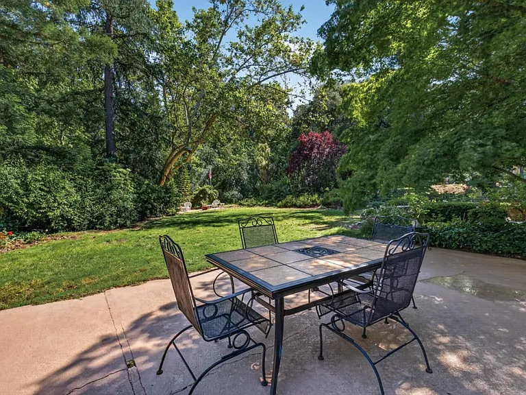 Backyard Patio Area