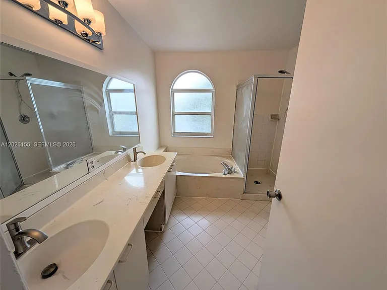 15320 NW 6th Ct — Photo 14