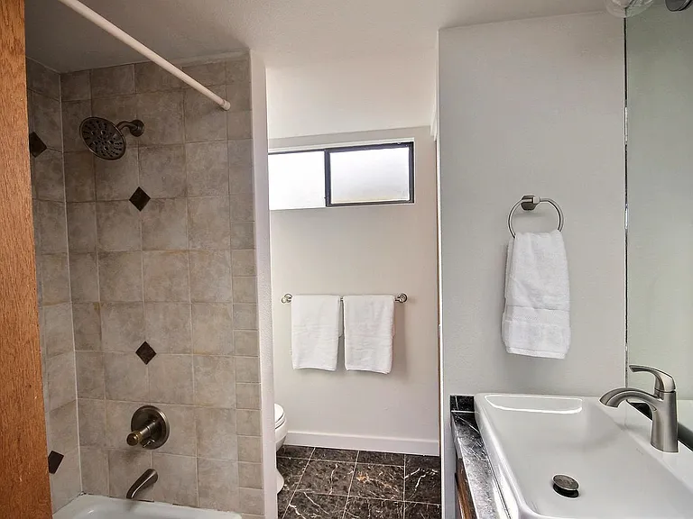 2nd Bathroom
