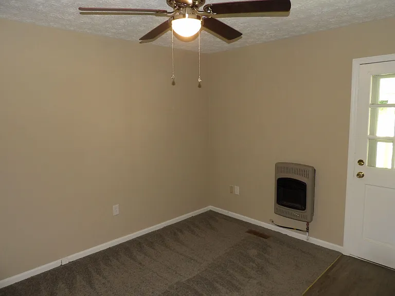 248 Meadowview Dr #2 — Photo 39