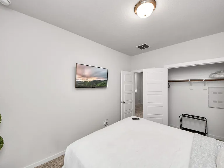 8207 Rising Stream Dr — Photo 33