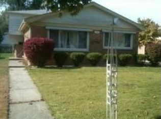 14 N School St, Addison, IL 60101