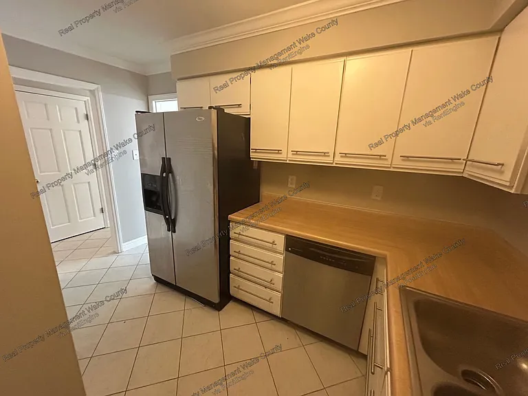 5612 Hamstead Xing — Photo 4