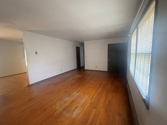 3rd image of 28455 Seaside Rd