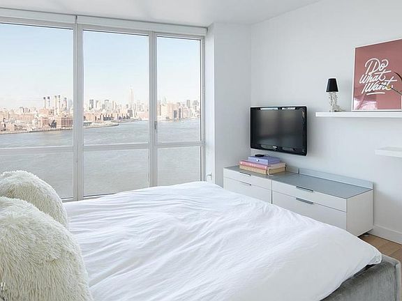 2nd image of 22 N 6th St APT 15C