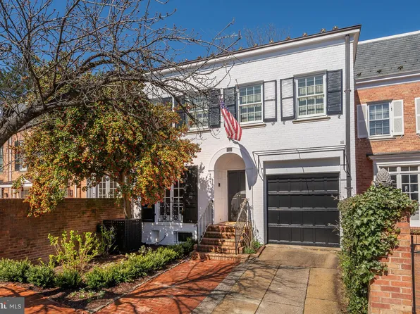 3039 W Lane Keys NW, Washington, DC 20007