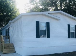 1913 Southwood St, Greenwood, IN 46143